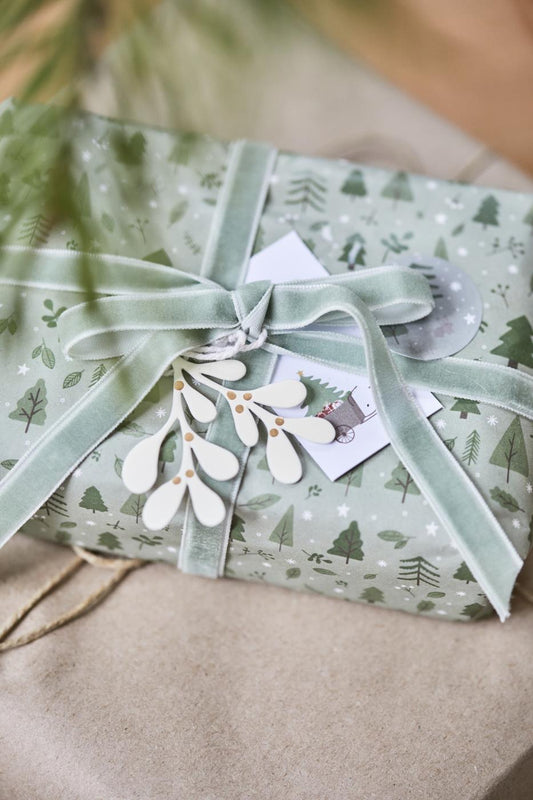 Mistletoe Decoration | White