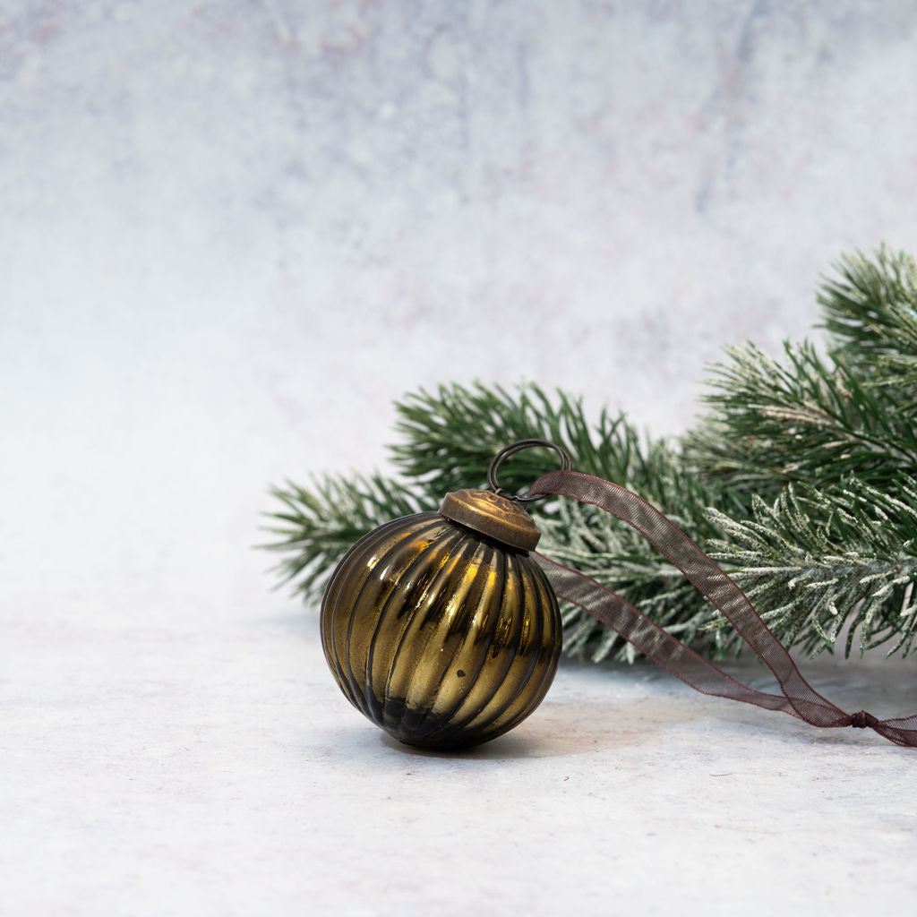 Glass Ribbed Bauble | Olive | Medium