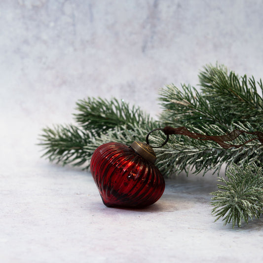 Glass Ribbed Lantern Bauble | Wine | Medium
